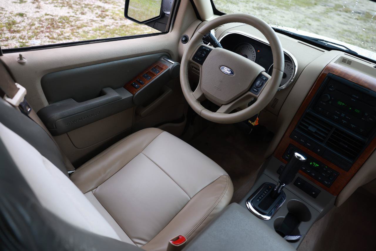 Used 2007 Ford Explorer Eddie Bauer RWD image 20