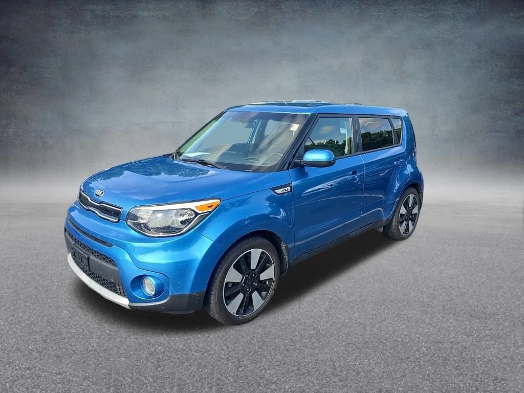 Used 2019 Kia Soul + FWD image 4