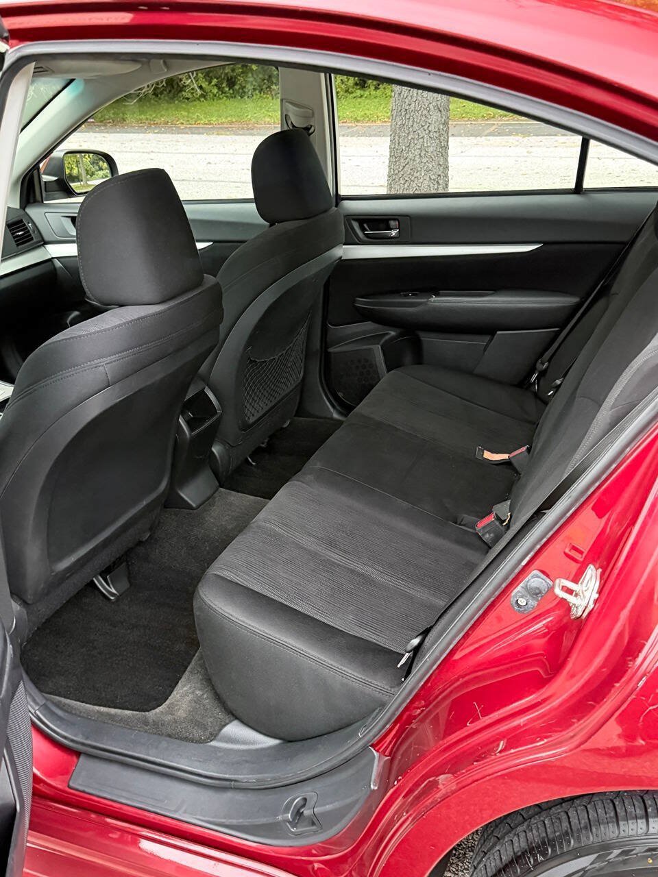 Used 2013 Subaru Legacy 2.5i Premium AWD/4WD image 16