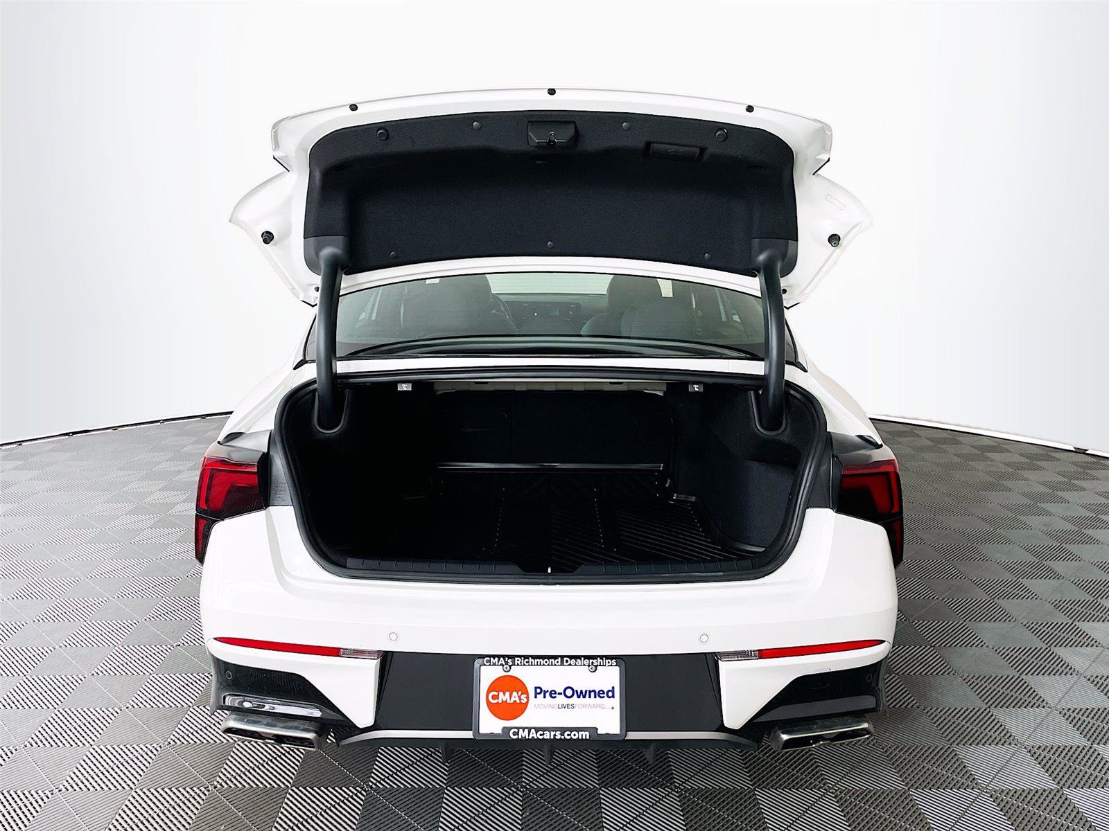 Used 2025 Kia K5 GT image 31