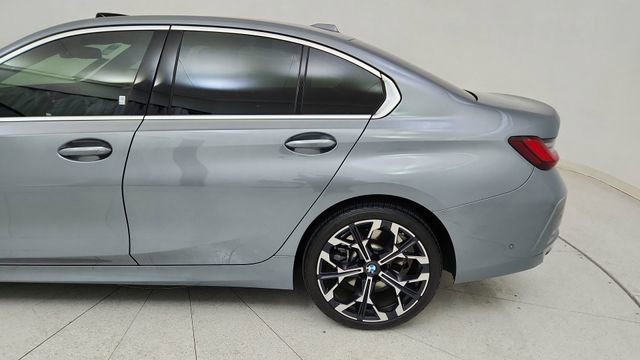 Used 2025 BMW 330i xDrive Sedan image 10