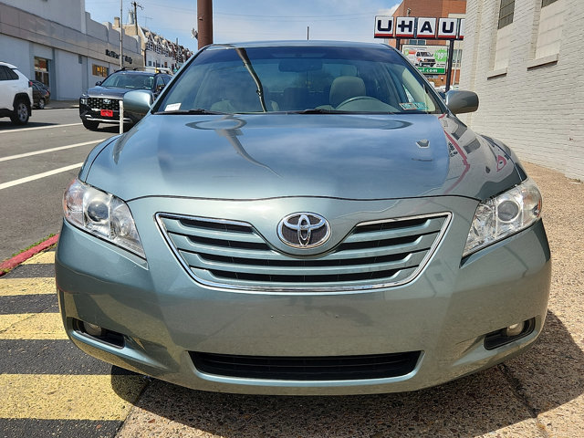 Used 2009 Toyota Camry LE image 2