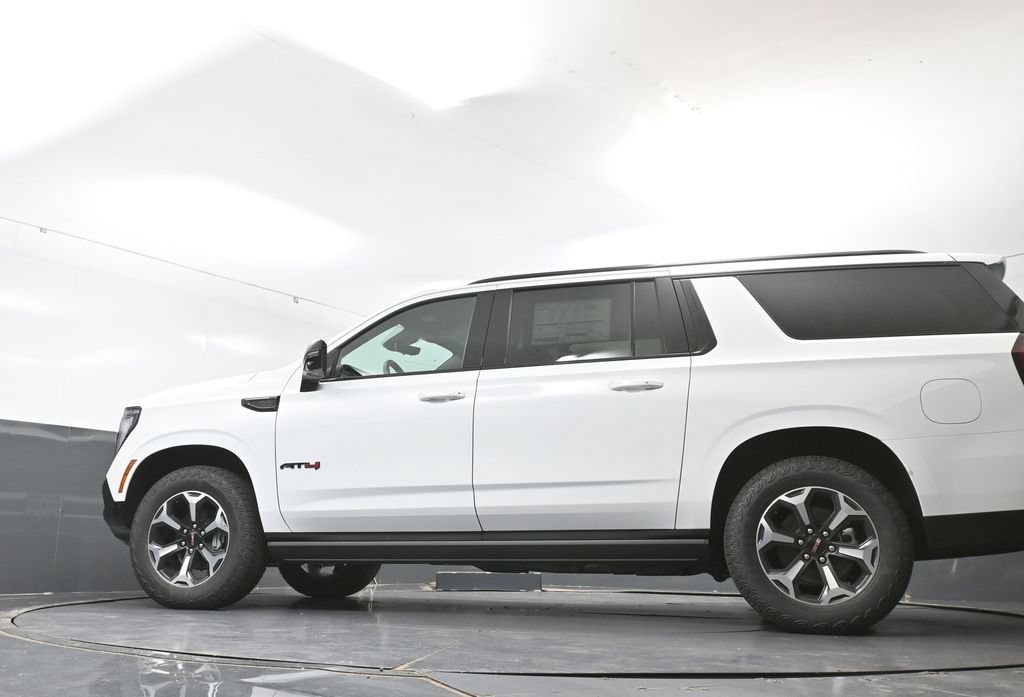 New 2026 GMC Yukon XL AT4 Ultimate AWD/4WD image 53