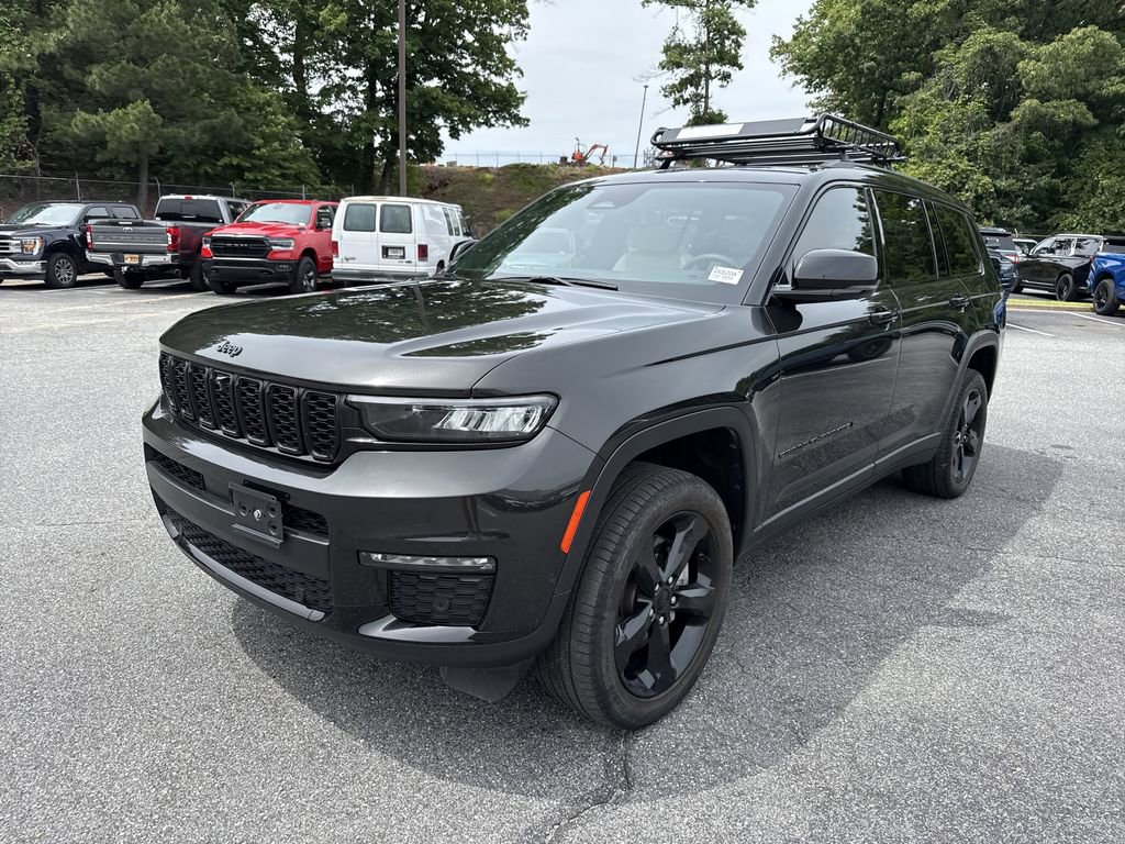 Used 2023 Jeep Grand Cherokee L Limited w/ Luxury Tech Group II AWD/4WD image 3