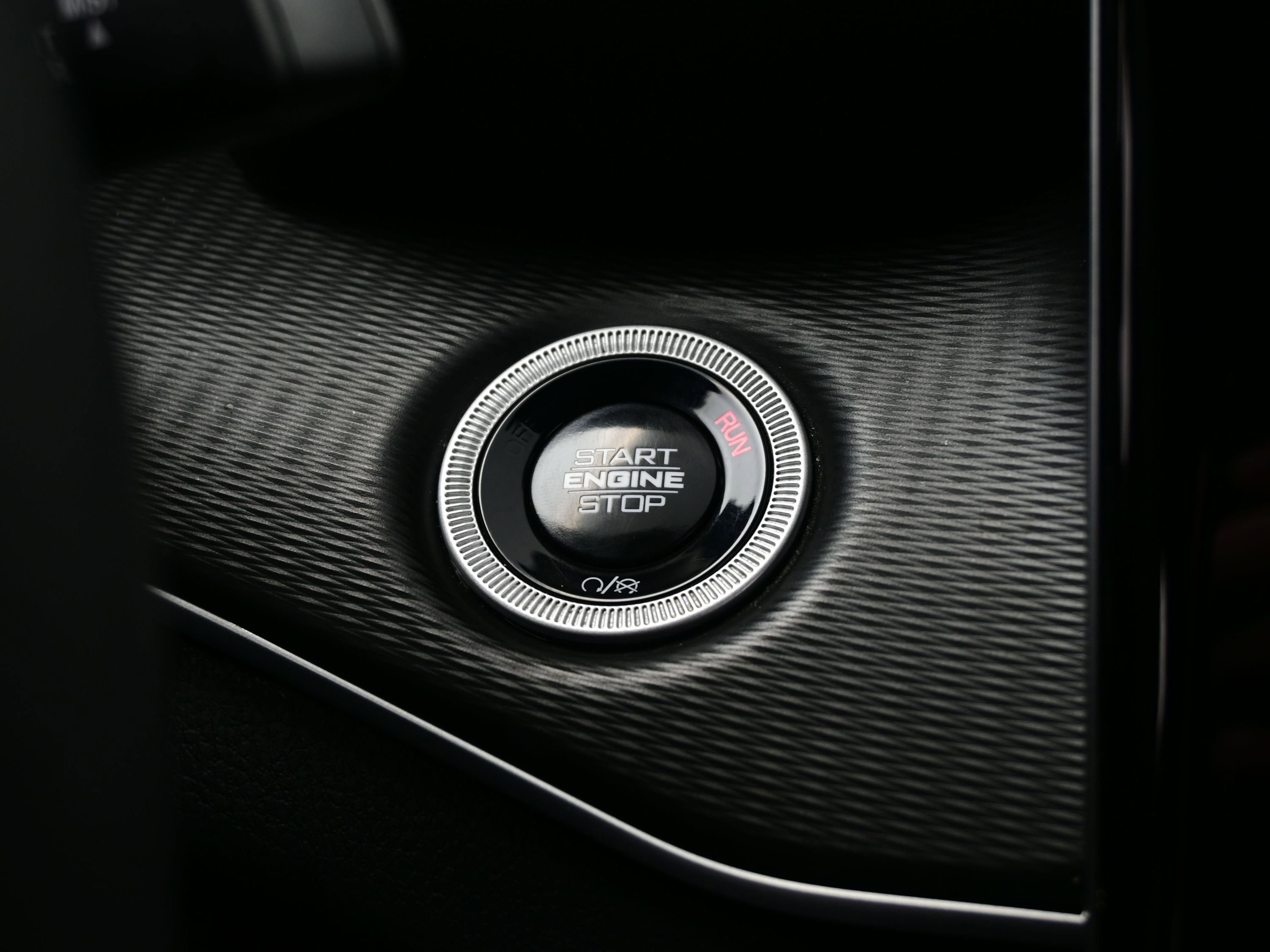 Used 2025 Jeep Grand Cherokee L Laredo w/ Trailer Tow Package image 24