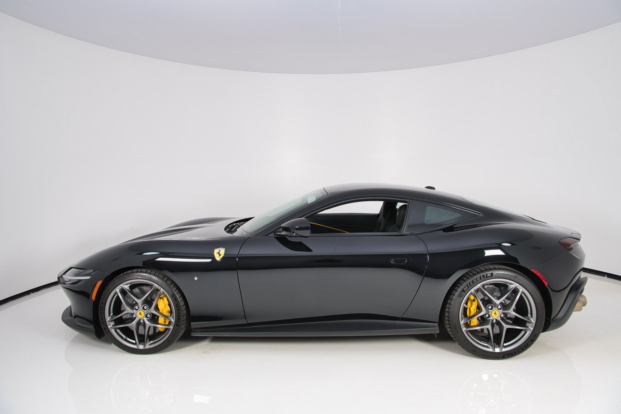 Certified 2021 Ferrari Roma RWD image 8