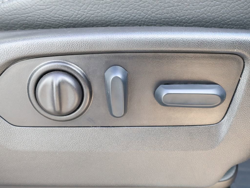 Used 2023 GMC Sierra 2500 Denali w/ Denali Ultimate Package image 47