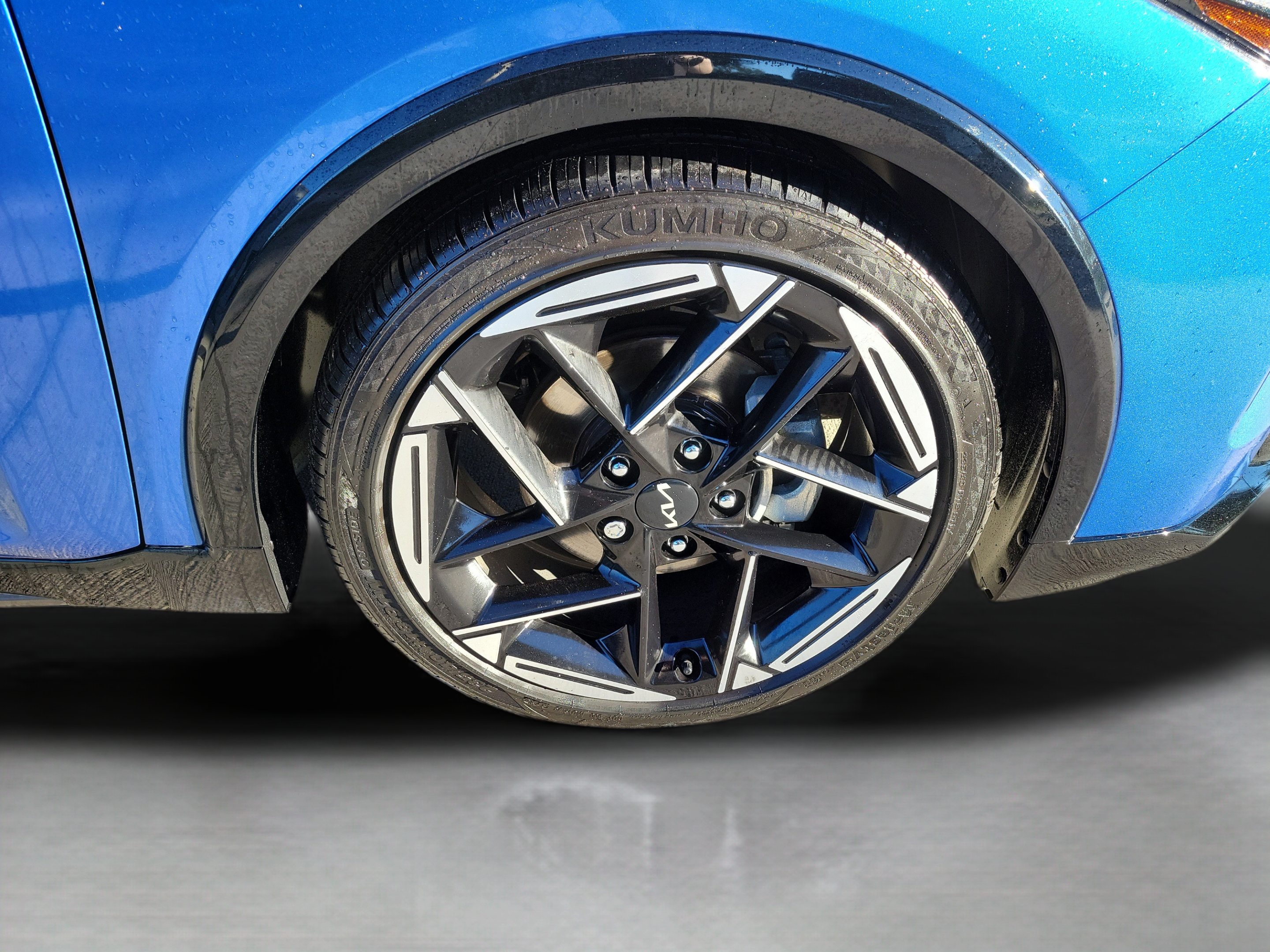 Certified 2025 Kia K4 EX FWD image 31