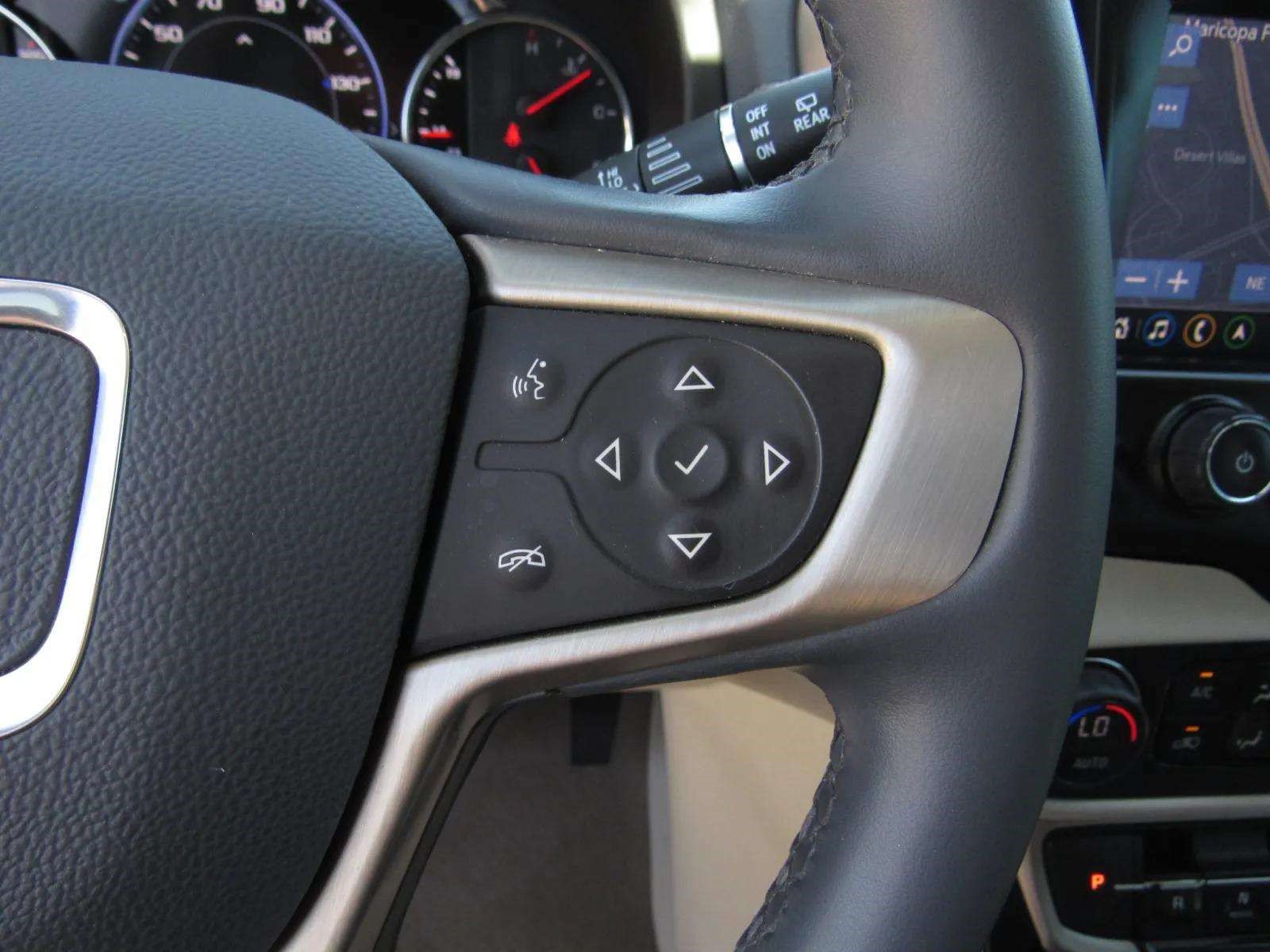 Used 2023 GMC Terrain Denali w/ Denali Premium Package AWD/4WD image 28