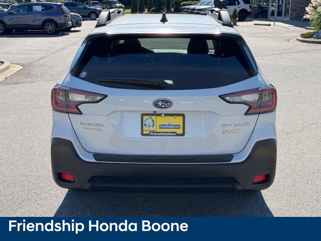 Used 2024 Subaru Outback Premium AWD/4WD image 6