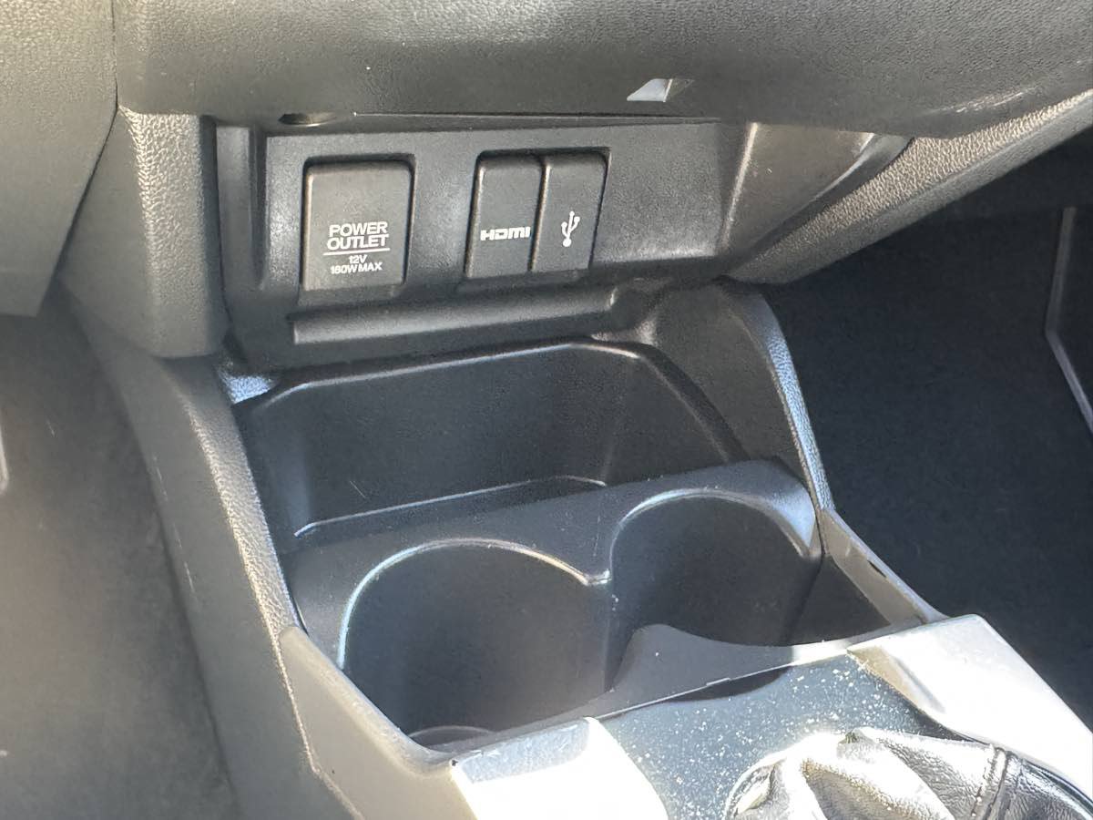 Used 2015 Honda Fit EX image 27