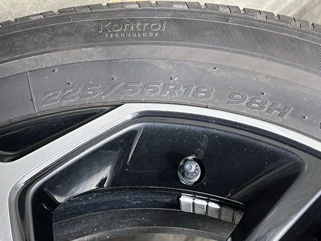 Used 2023 Chevrolet TrailBlazer RS w/ Convenience Package image 36