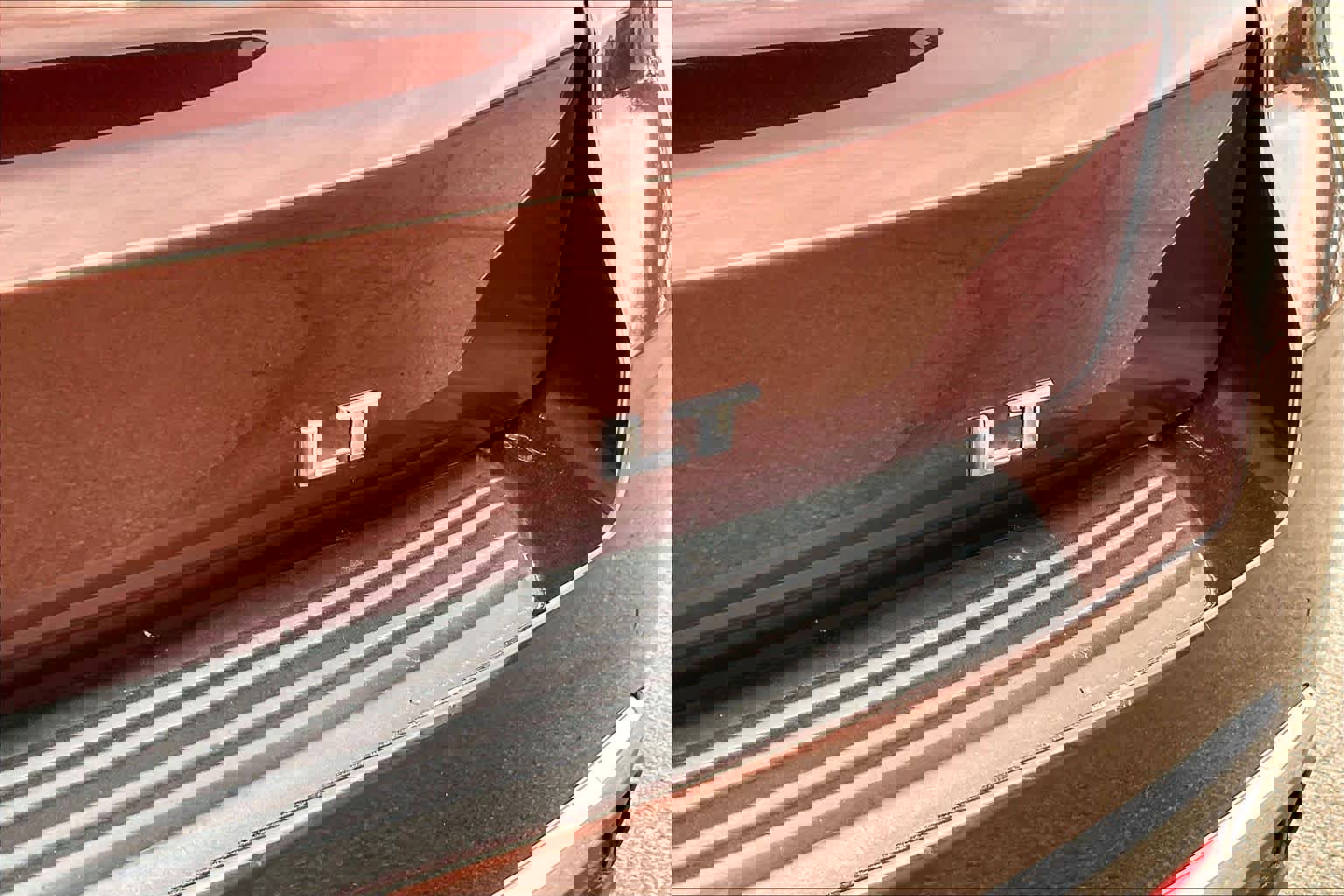 Used 2023 Chevrolet Tahoe LT image 9