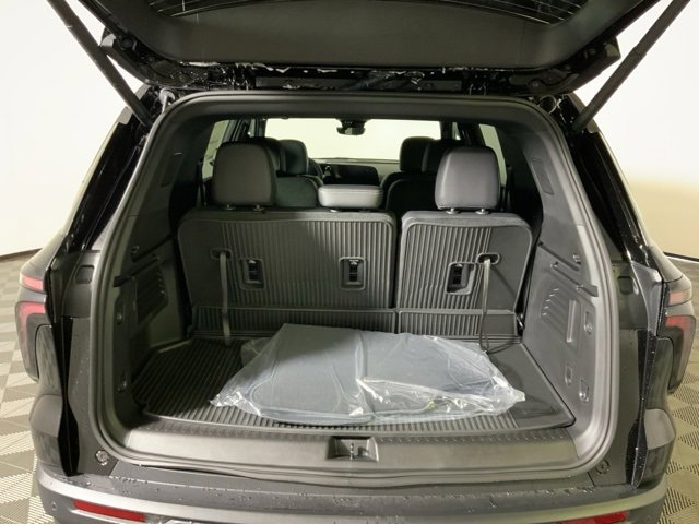 New 2026 Chevrolet Traverse LT w/ Midnight/Sport Edition image 26
