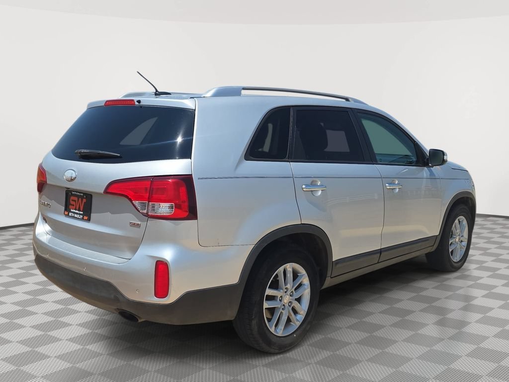 Used 2014 Kia Sorento LX AWD/4WD image 7