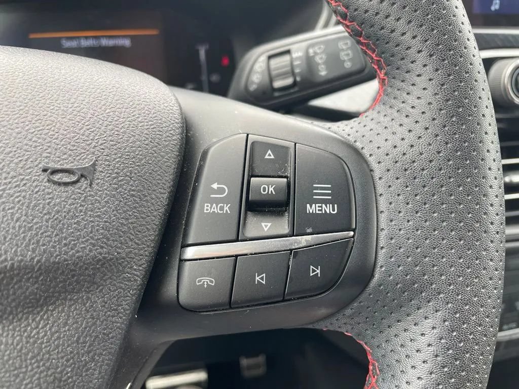 Used 2023 Ford Escape ST-Line Select AWD/4WD image 26