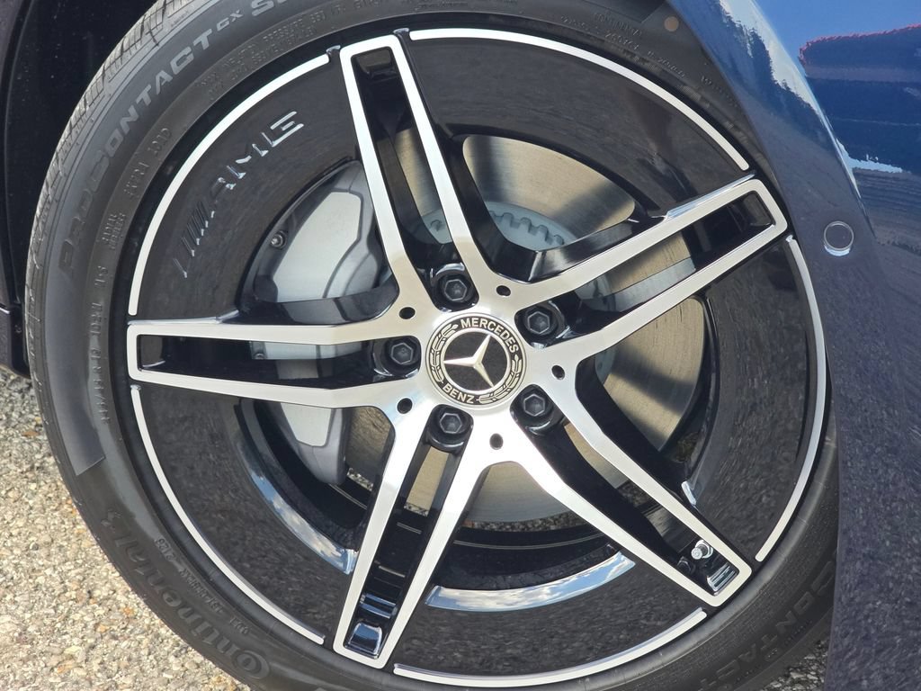 New 2027 Mercedes-Benz E 350 4MATIC Sedan image 11
