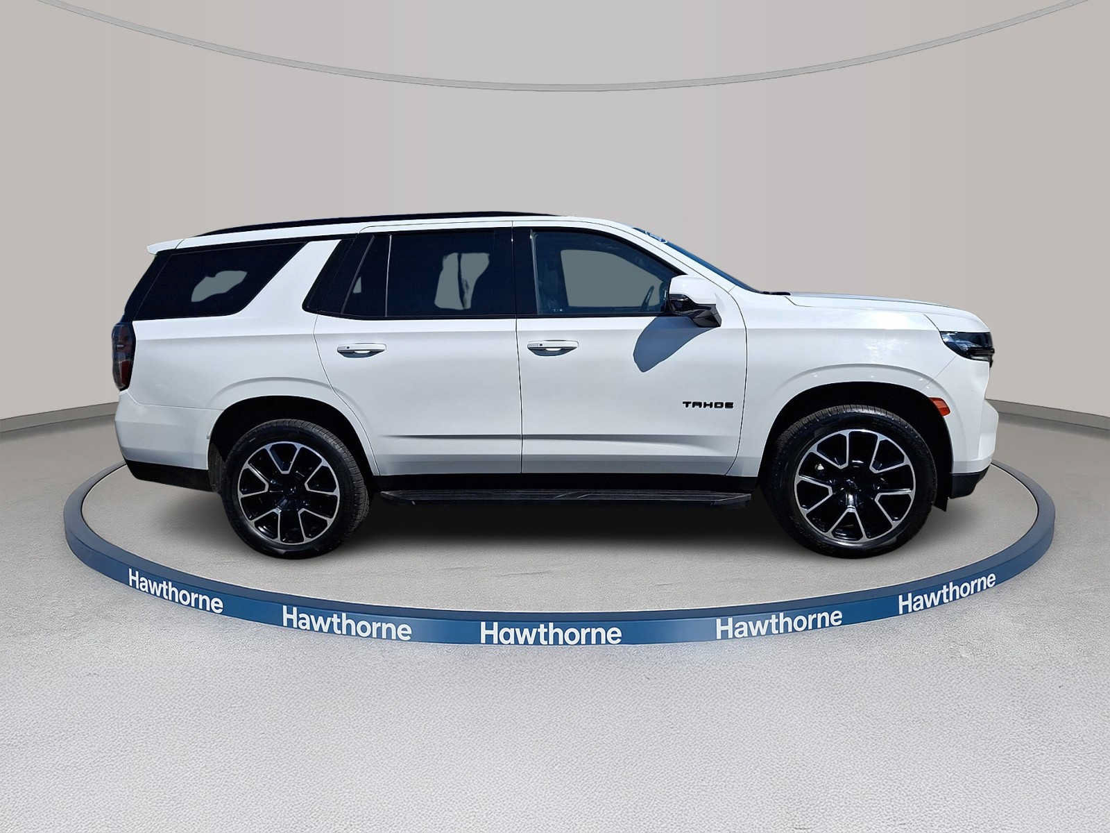 Used 2023 Chevrolet Tahoe RST w/ Luxury Package AWD/4WD image 7