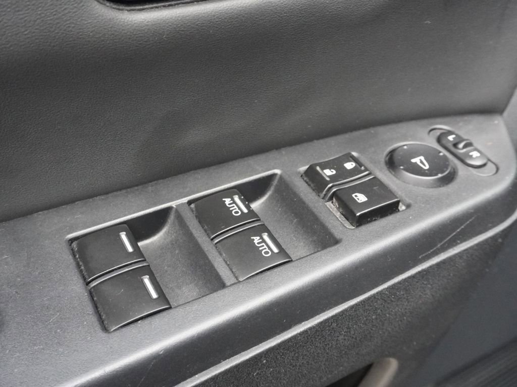 Used 2013 Honda Pilot Touring image 40