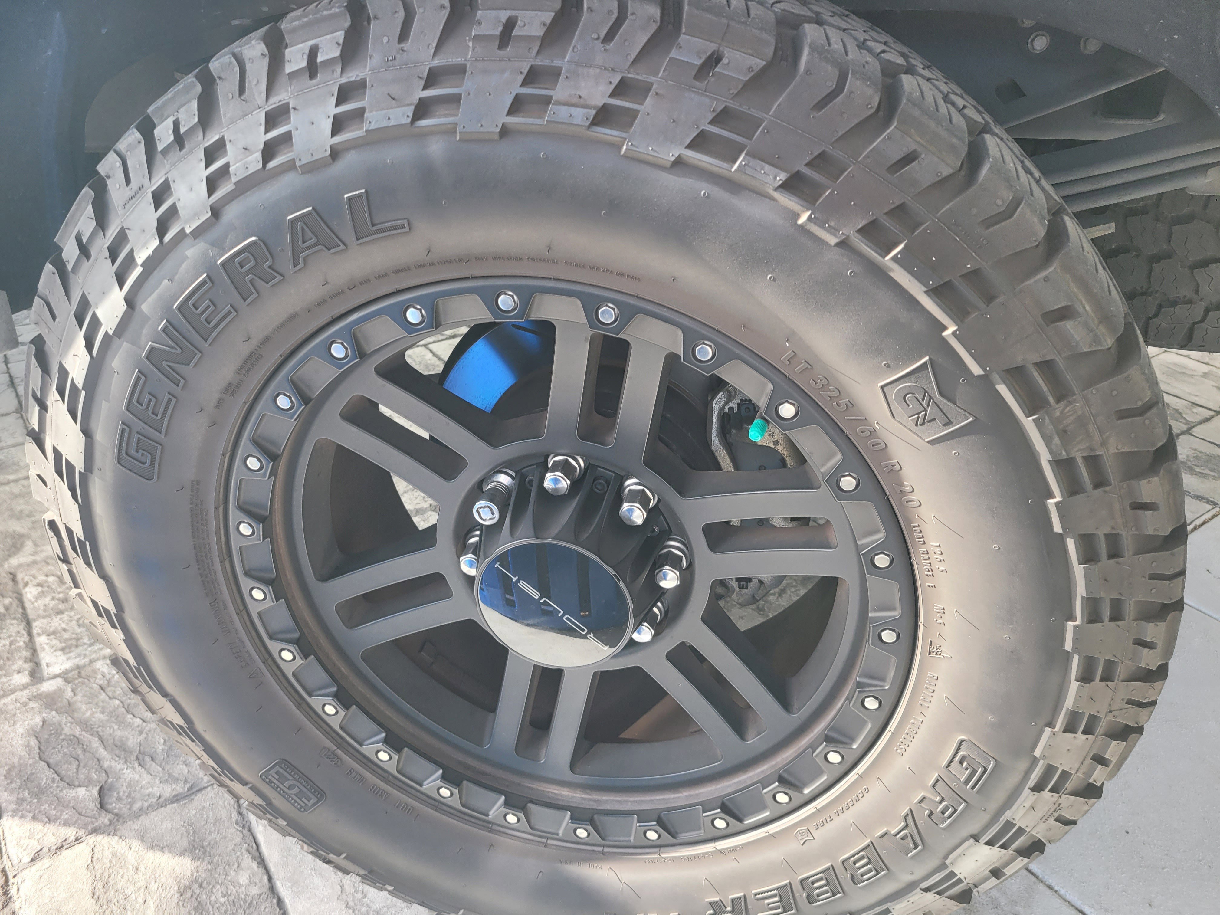 Used 2022 Ford F250 Lariat w/ Black Appearance Package image 8