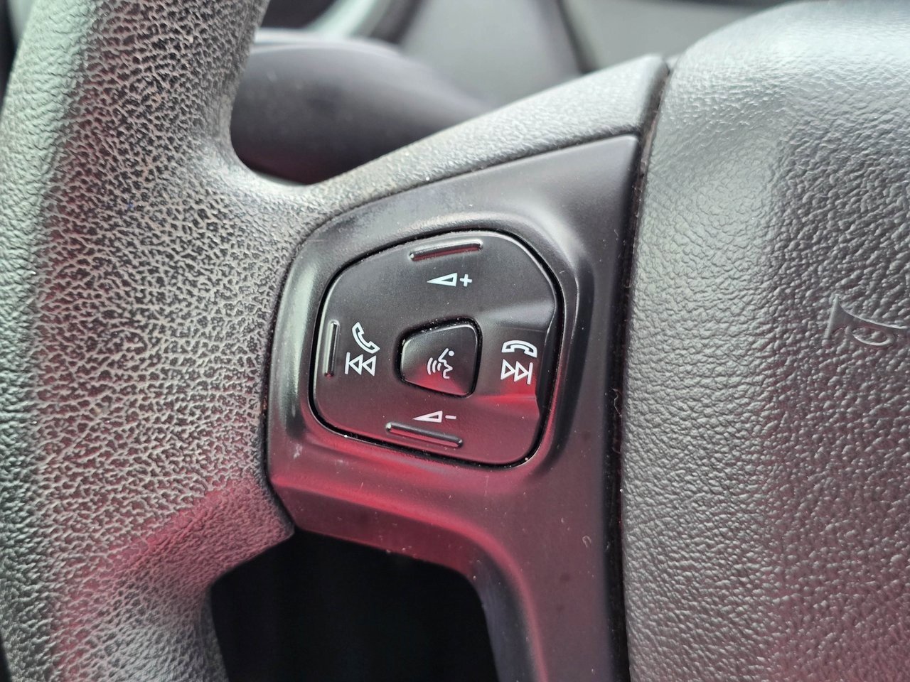 Used 2017 Ford Fiesta S image 22