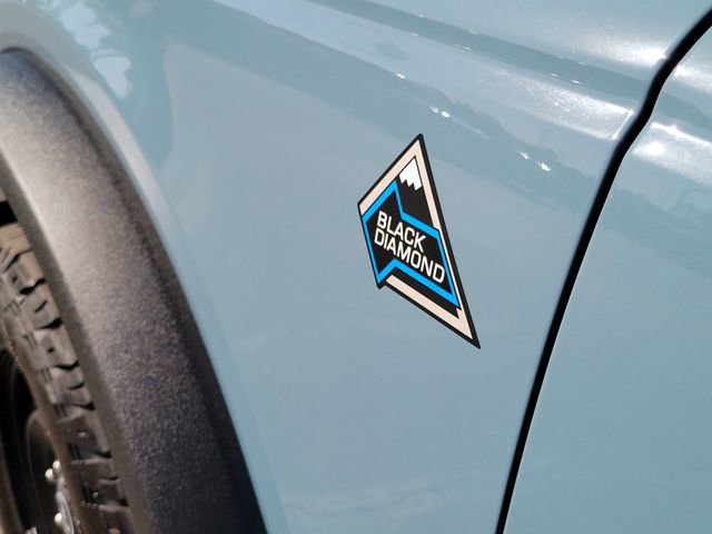 Certified 2023 Ford Bronco Black Diamond image 25