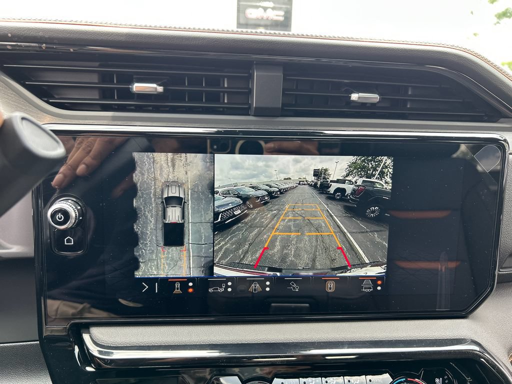 New 2026 GMC Sierra 2500 AT4 w/ AT4 Premium Plus Package AWD/4WD image 25