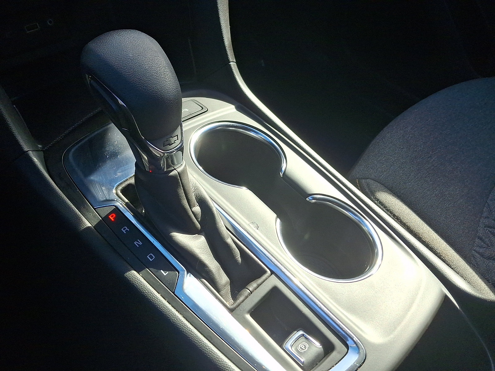 Used 2024 Chevrolet Equinox LT FWD image 14