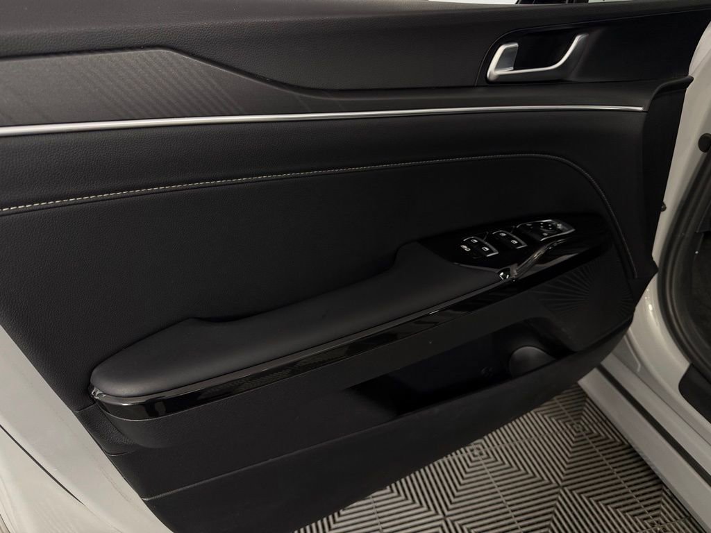 Used 2025 Kia K5 GT-Line image 26