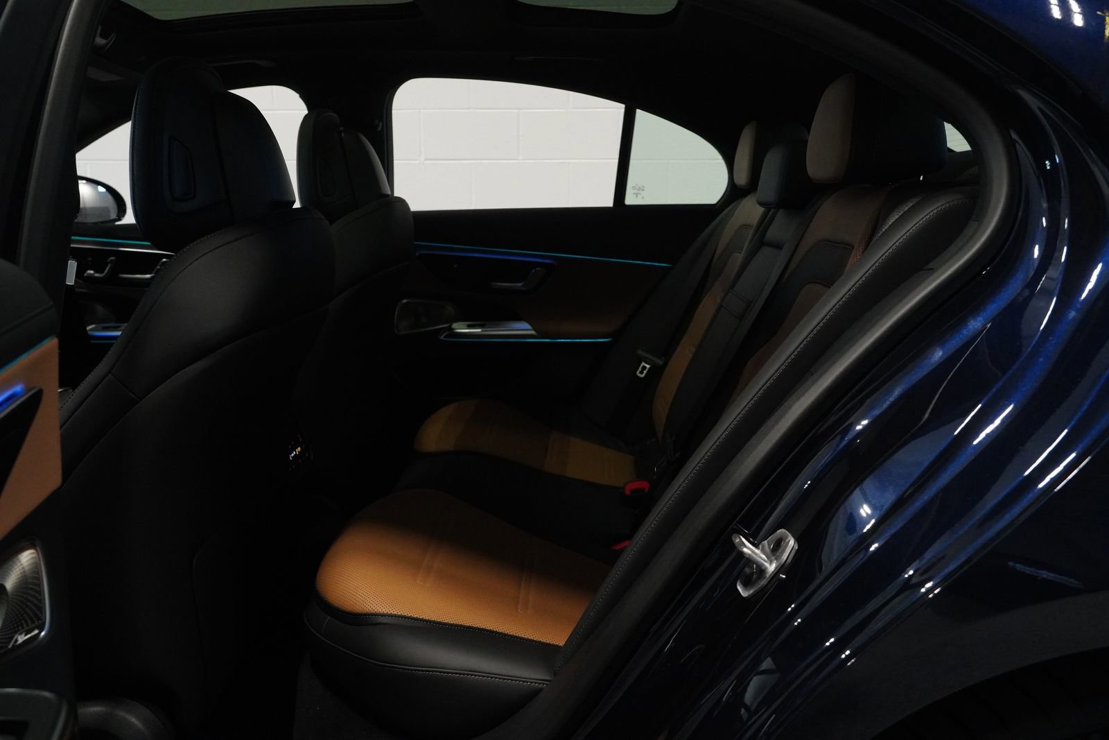 New 2026 Mercedes-Benz E 53 AMG e 4MATIC Sedan image 16