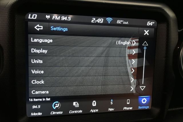 Used 2021 Jeep Wrangler Unlimited Sahara AWD/4WD image 17