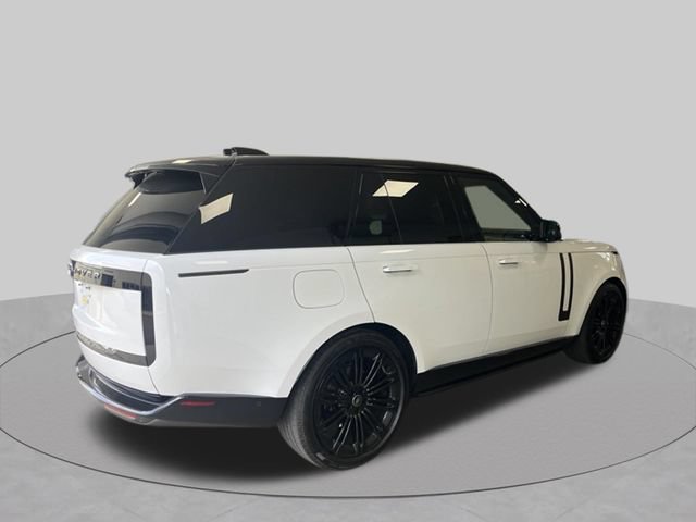 Certified 2025 Land Rover Range Rover SE AWD/4WD image 4