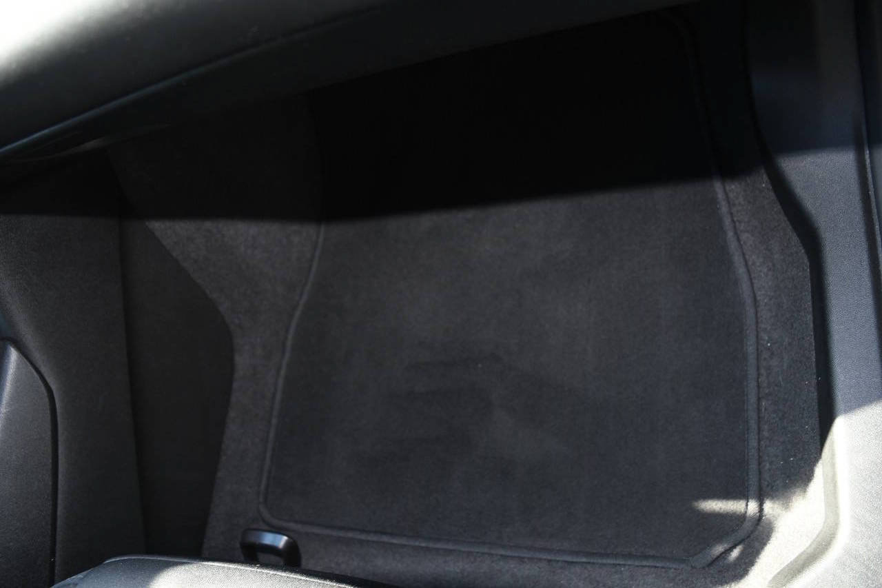 Used 2021 Chevrolet Malibu RS FWD image 23