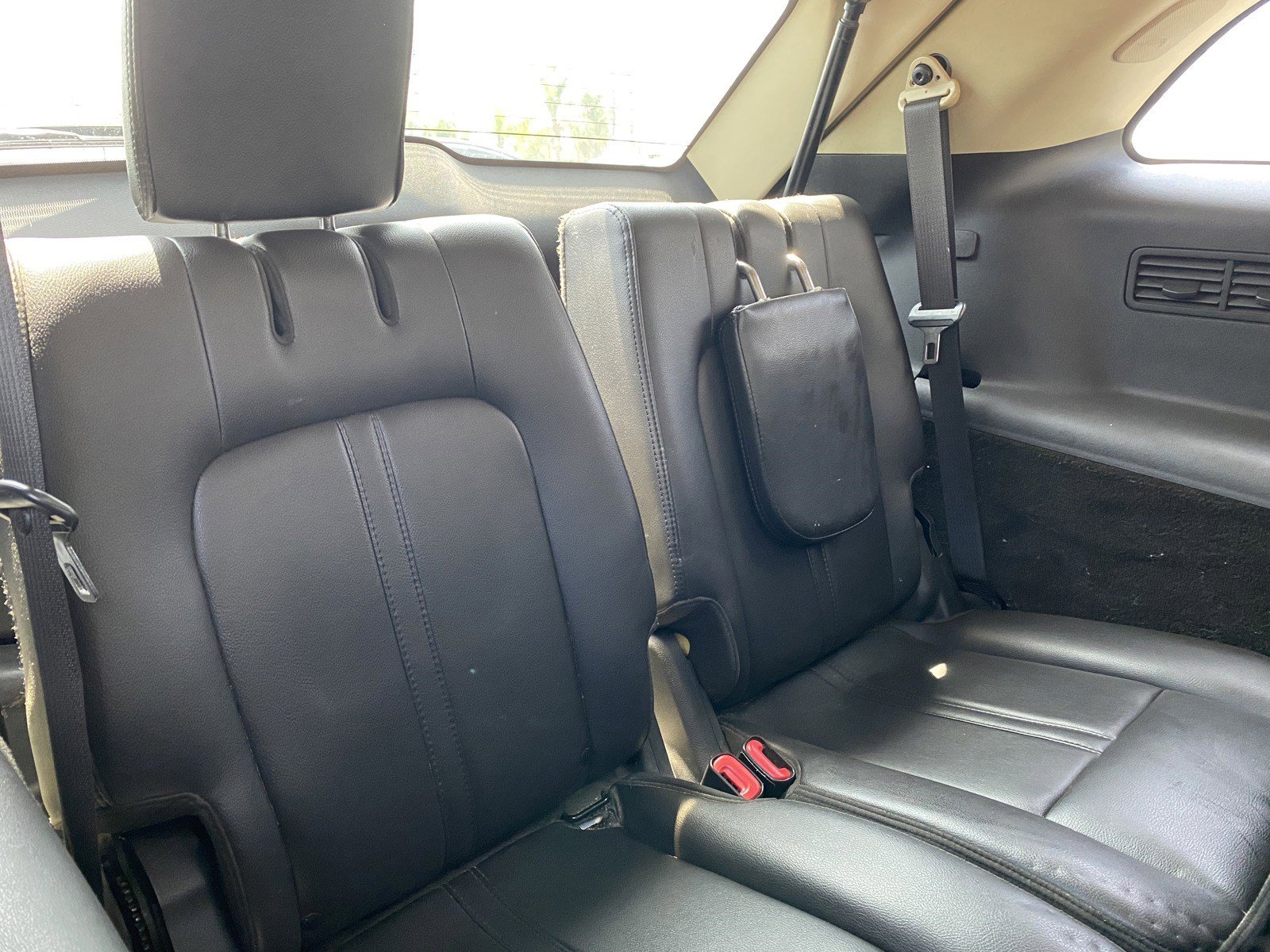 Used 2019 Lincoln MKT AWD image 21