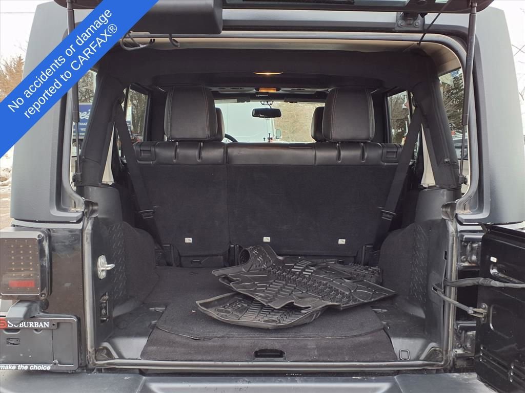 Used 2016 Jeep Wrangler Unlimited Rubicon image 10