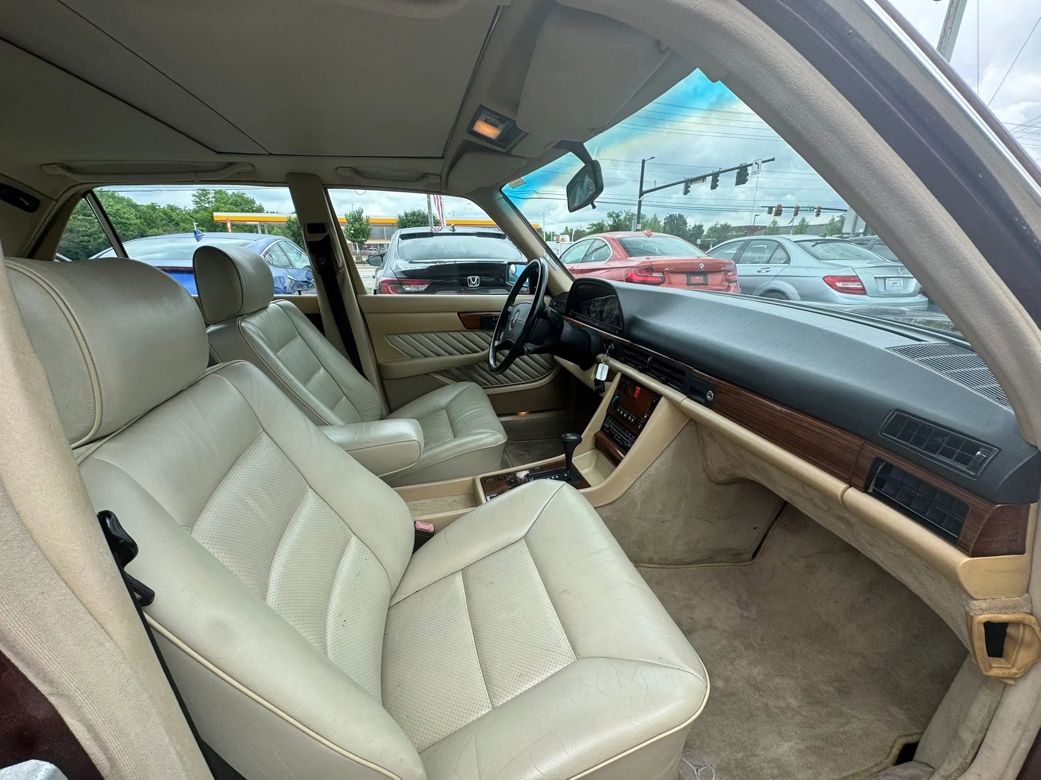 Used 1991 Mercedes-Benz 300 SE image 28