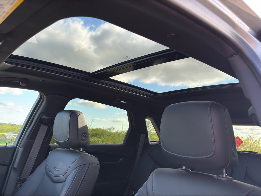 Used 2024 Cadillac XT5 Premium Luxury w/ LPO, Floor Liner Package AWD/4WD image 20