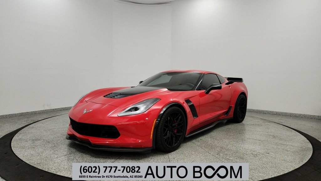 Used 2015 Chevrolet Corvette Z06 w/ Chrome Badge Package RWD image 1