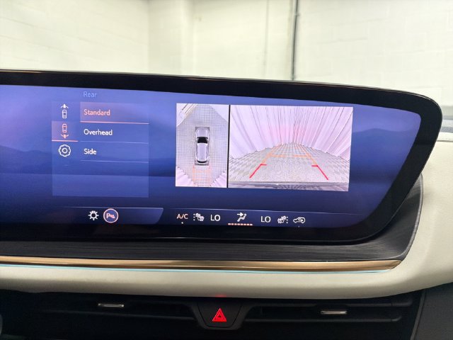 Used 2025 Buick Envision Avenir AWD/4WD image 21