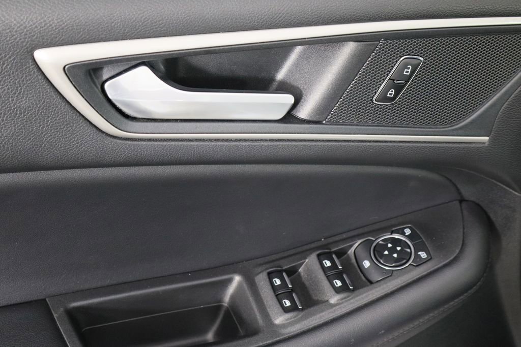 Used 2023 Ford Edge SEL image 22