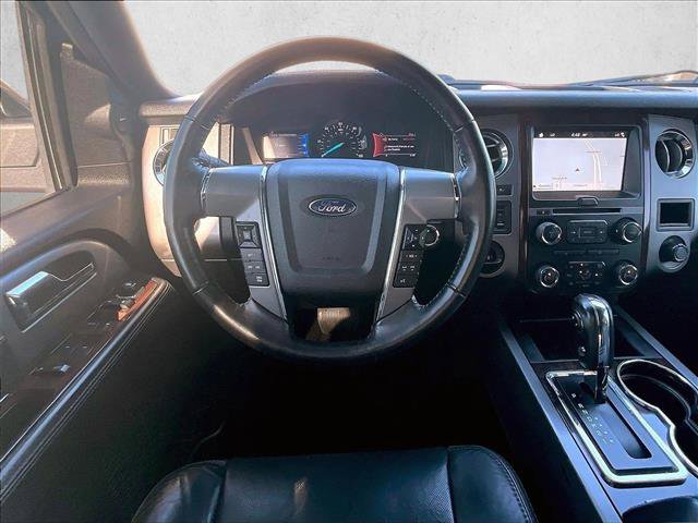 Used 2016 Ford Expedition Platinum RWD image 7