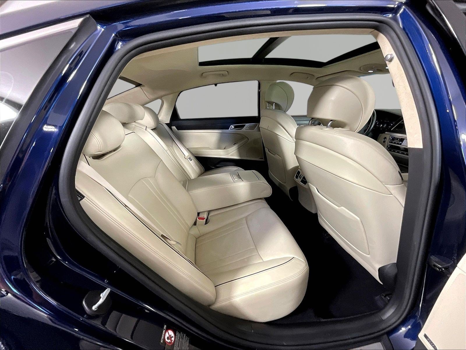 Used 2020 Genesis G80 5.0 Ultimate RWD image 25