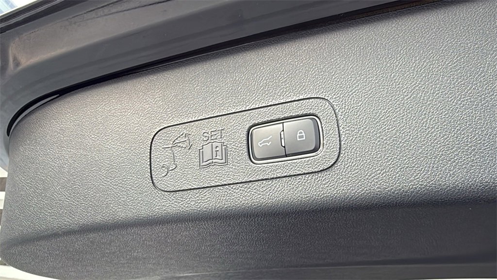 New 2026 Lincoln Aviator AWD image 13