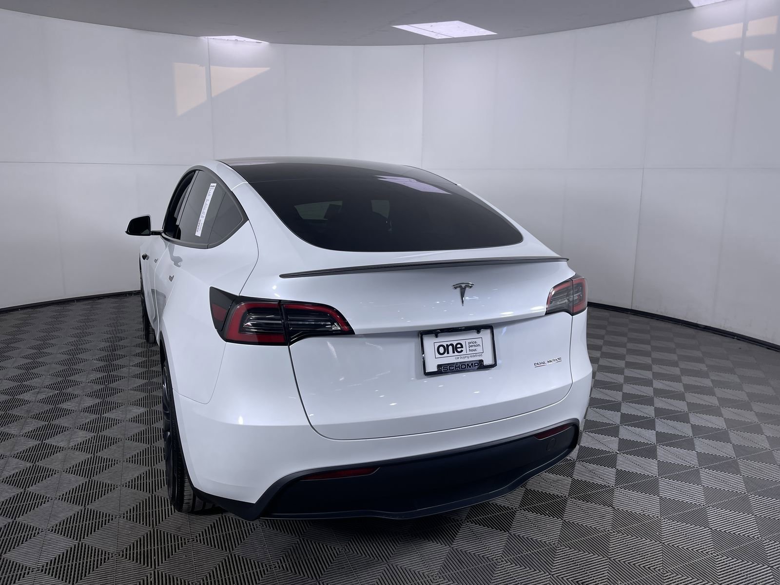 Used 2025 Tesla Model Y Performance AWD/4WD image 23