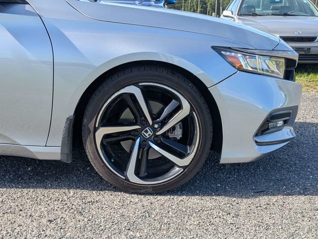 Used 2019 Honda Accord Sport image 11