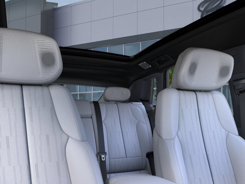 New 2026 Cadillac Lyriq Premium Luxury RWD image 24