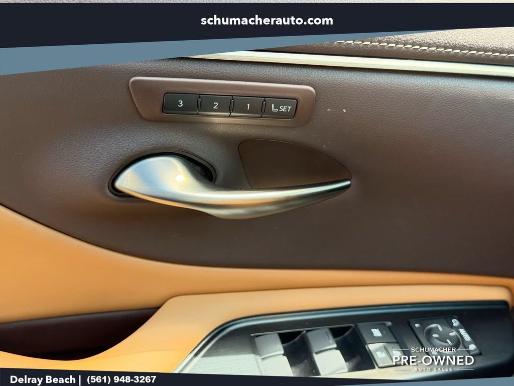 Used 2020 Lexus ES 350 w/ Premium Package FWD image 27