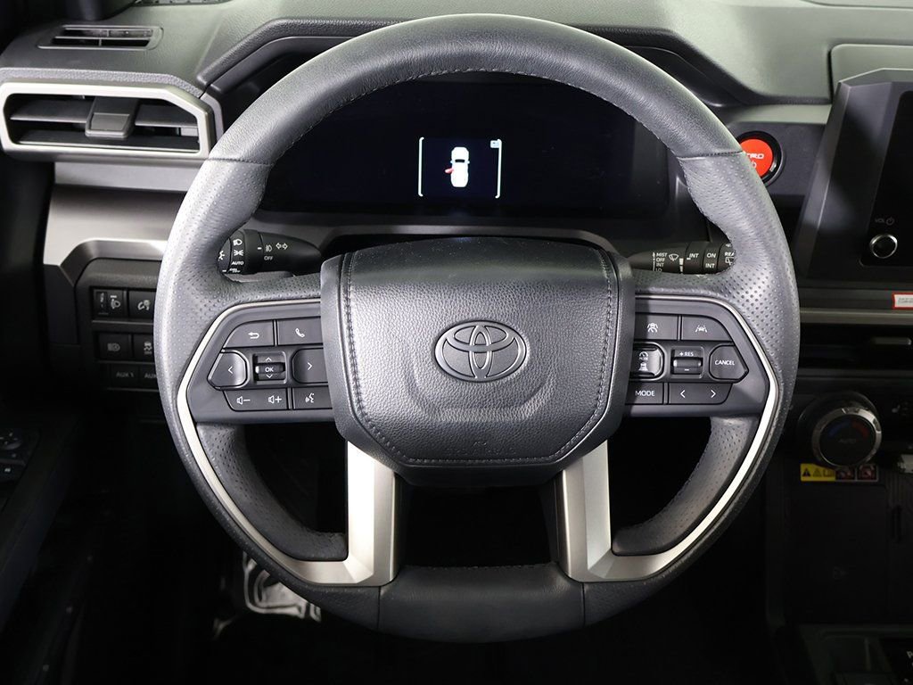 Used 2025 Toyota 4Runner TRD Off-Road AWD/4WD image 37