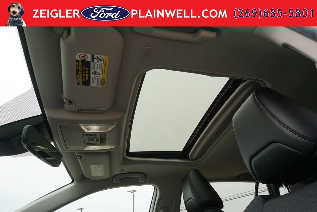Used 2023 Toyota RAV4 Limited AWD/4WD image 18