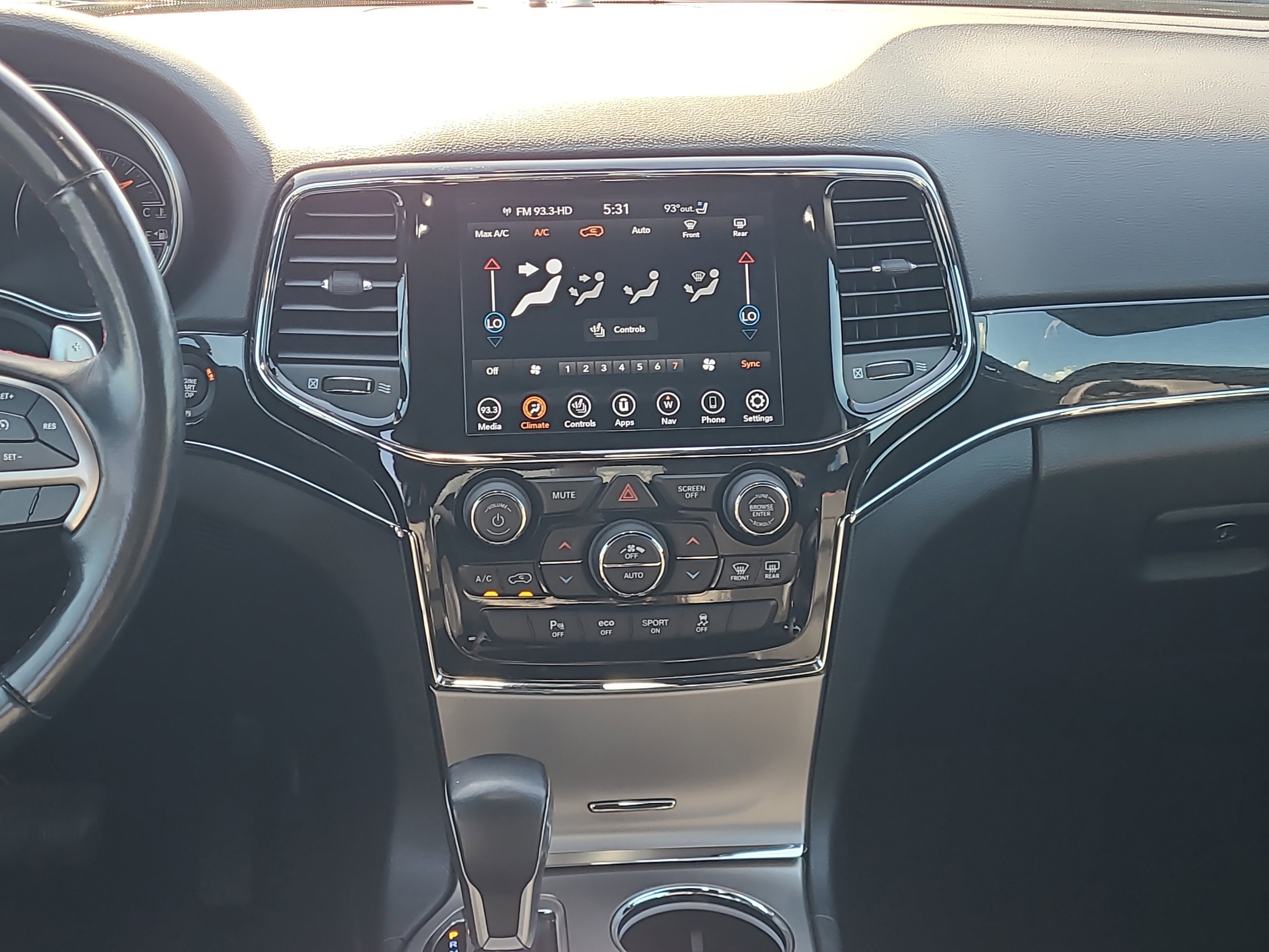 Used 2021 Jeep Grand Cherokee Trailhawk w/ Trailhawk Luxury Group AWD/4WD image 20